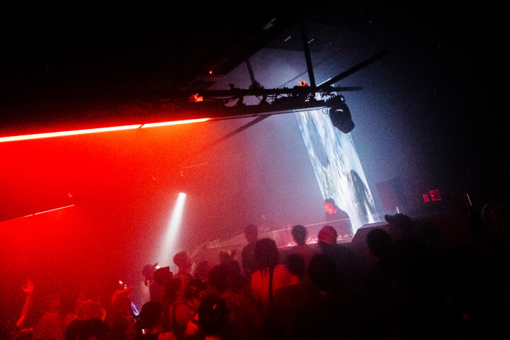 台中 The Cave 洞穴:台灣電子音樂策展革命,創辦人 FTK 打造亞洲地下文化新據點