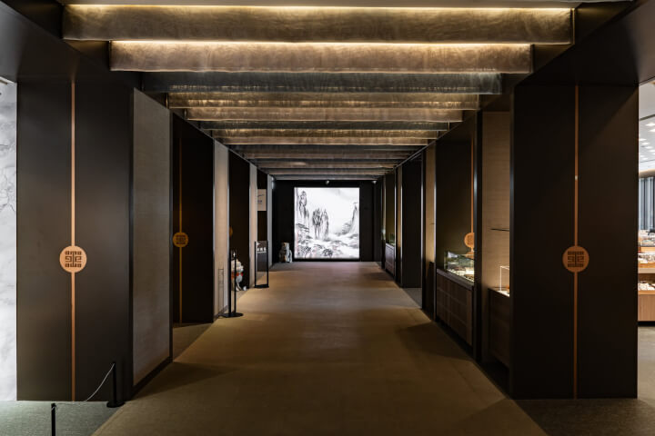 無極限的故宮IP！從電動機車、服飾到麻辣鍋體驗，國寶如何融入現代生活的每個角落？