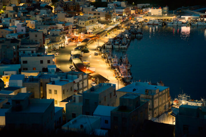 2300件作品競逐！攜手打開台北，2025 YellowKorner攝影大賽揭曉：夾娃娃機、漁港、職人故事奪金