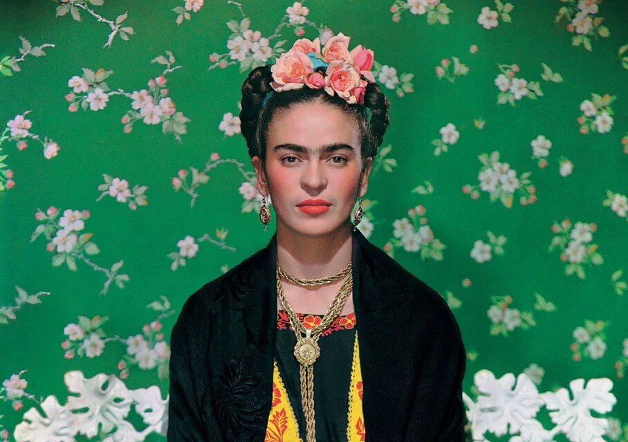 如果珠寶會說話？從莎士比亞、查理一世到芙烈達卡蘿，珠寶如何成為權力與反叛象徵