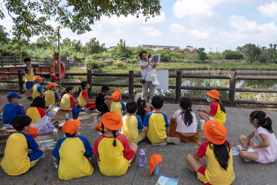 社區就是教室！桃園文化局創新教育計畫——走讀市場、埤塘、廟埕，12校師生打造互動社區教室