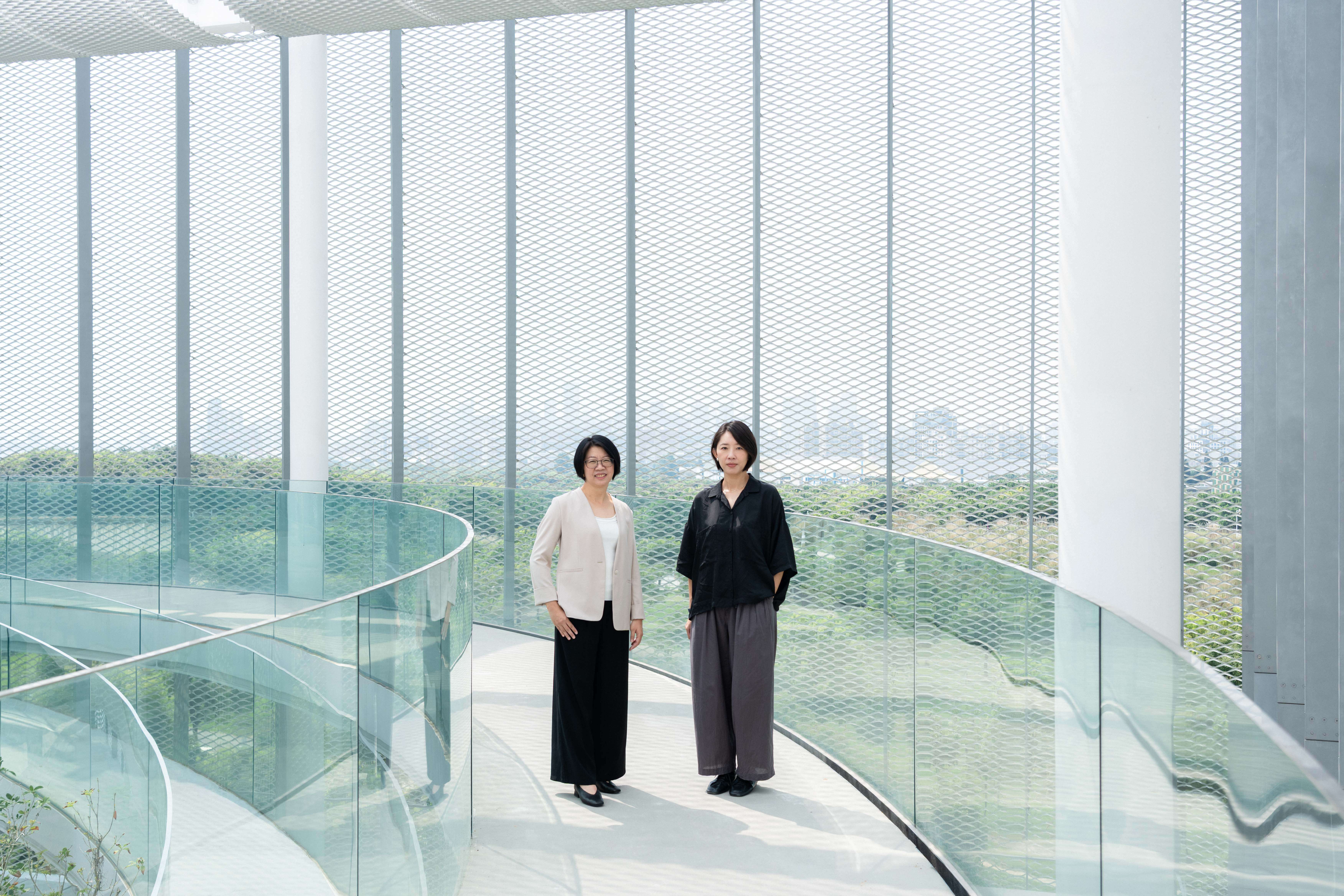 臺中綠美圖雙館長專訪／賴依欣×曾惠君談美術館與圖書館共構，SANAA建築下的文化實驗