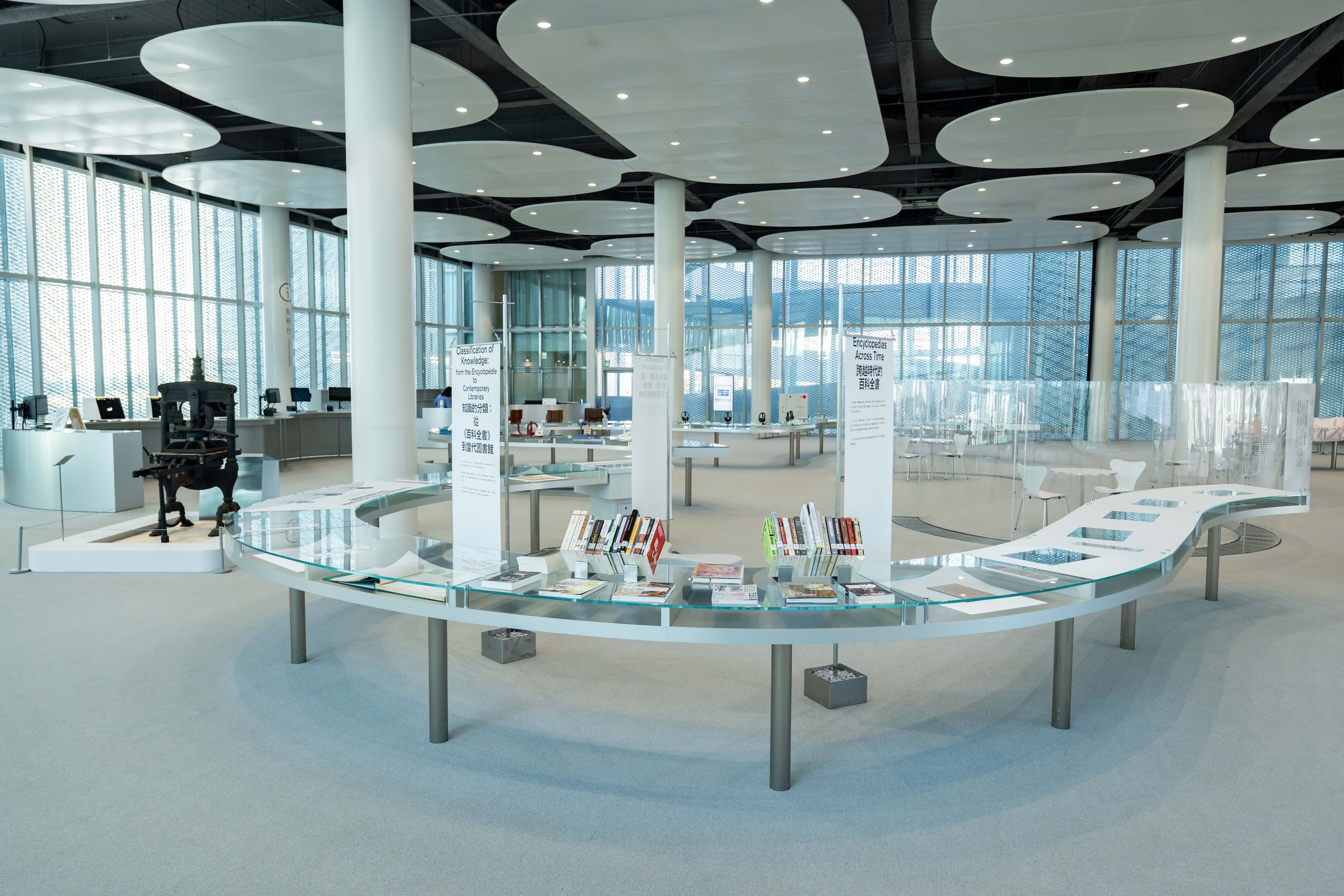 台中綠美圖開館展《世界的索引》：SANAA建築×張婉真策展，圖書館從收藏到策演的轉型