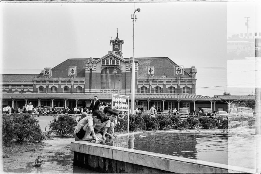 台中百年影像對照，從市民的生活軌跡，看見時間的刻痕