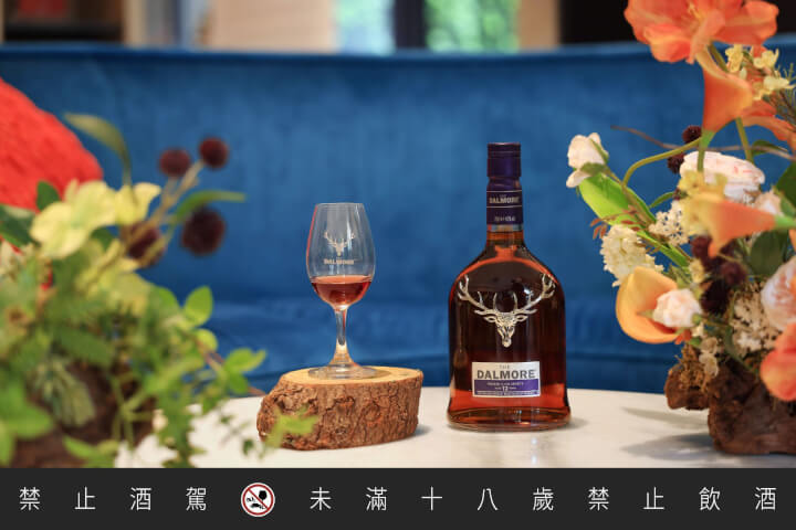 慕舍酒店×大摩威士忌：完成八國酒莊聯名版圖！住客專享每日21:00品飲大摩