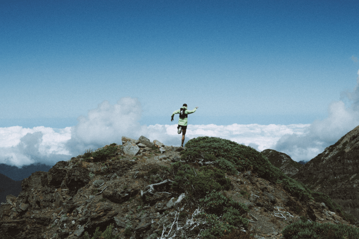 從 19 世紀山徑奔跑談起：跑步社群 WRC 攜手越野單位 unlsh 釋放山林野性，國手陳威廷、張致遠帶你用越野跑重新定義跑步與旅遊