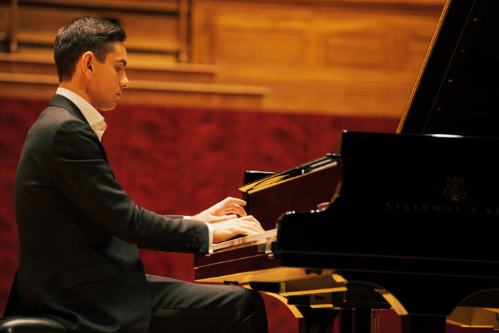 他把歌劇院裝進鋼琴裡！「音樂奧運」銀牌得主希斯金二月再訪台灣