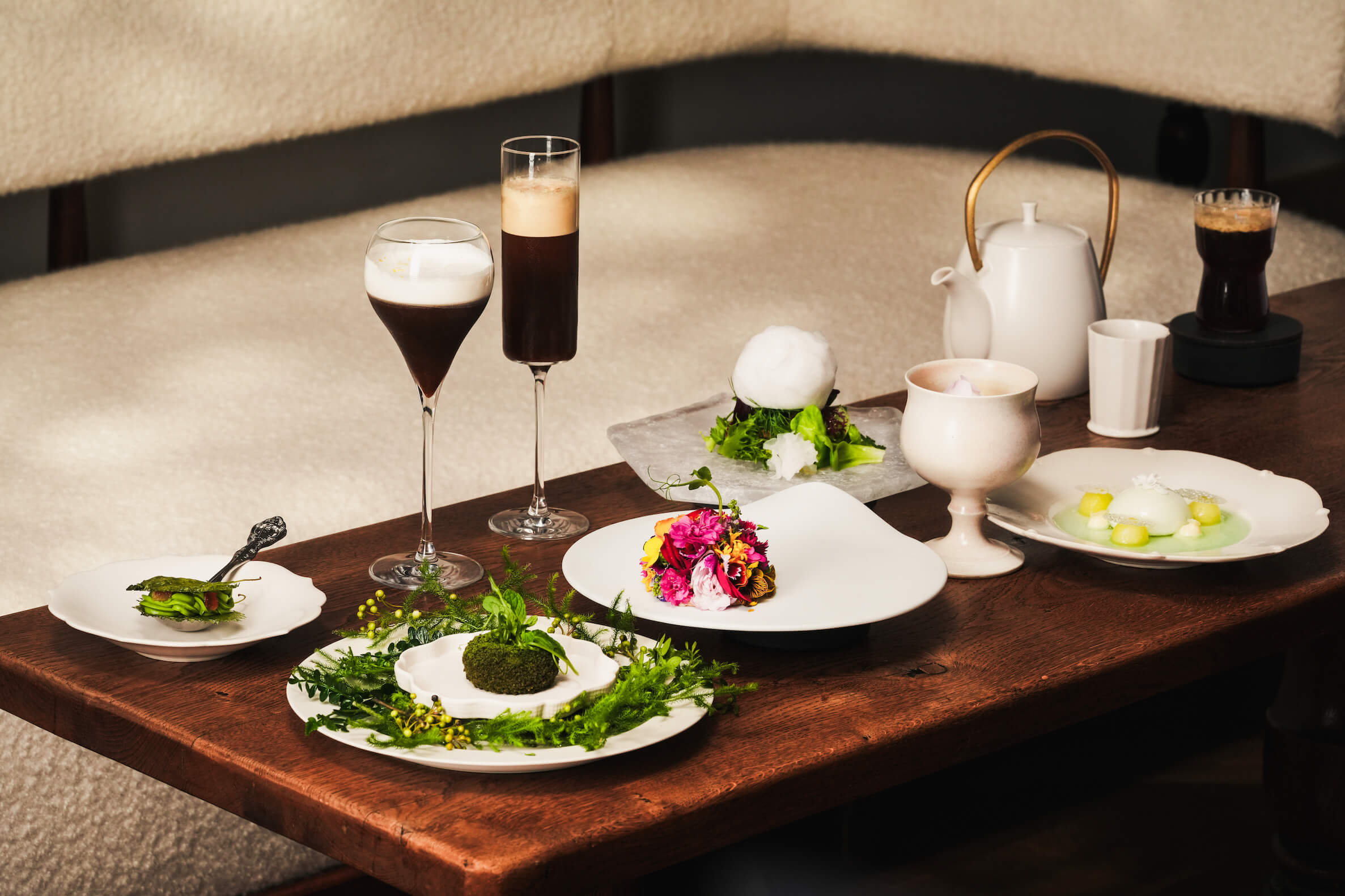 日治糧倉裡的春日雙人舞：法式咖啡沙龍 BEMO Salon 攜手東京米其林甜點主廚加藤峰子，演繹「春時飛花日舞」的永續詩篇