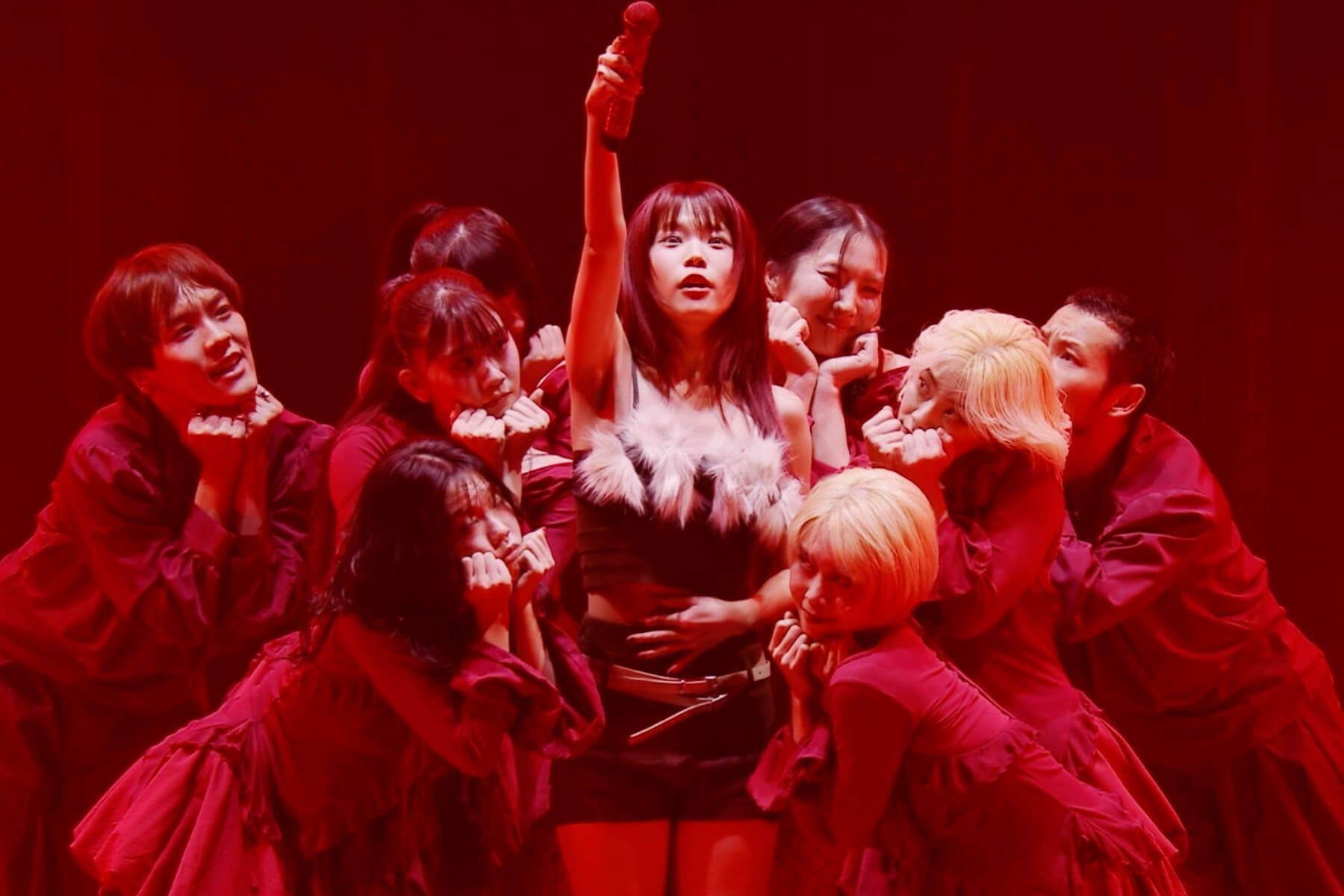 人氣動畫《膽大黨》主題曲人氣暴漲的日本創作歌手AiNA THE END：四件不可不知的事