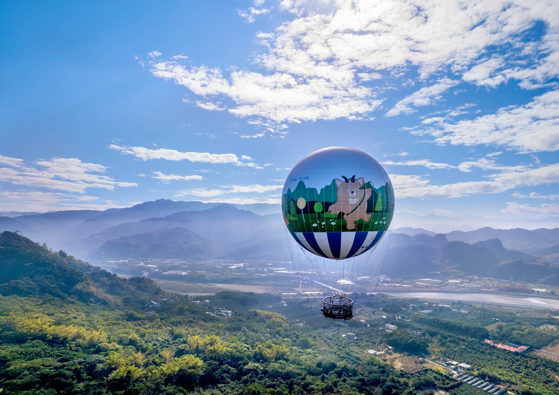 薰衣草森林九九峰｜全台唯一168公尺氦氣球體驗、南投新景點值得一探