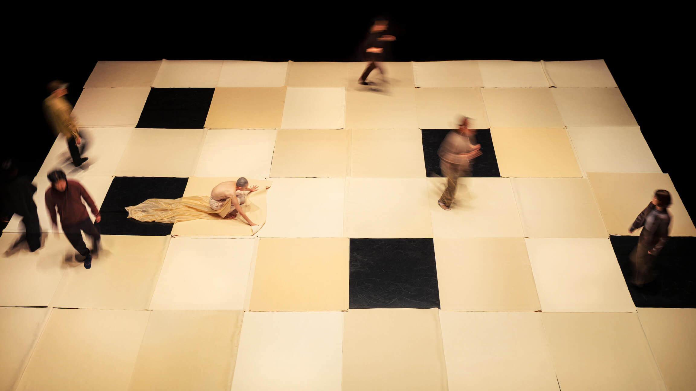 當AI大量生產聲音，張玹把答案放進《眾人協奏曲》