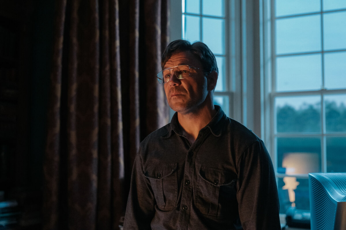 誰是史蒂芬葛拉翰?從《混沌少年時》影帝到《你罪乖》綁架犯:解構英國演技巨匠與 5 部必看神劇