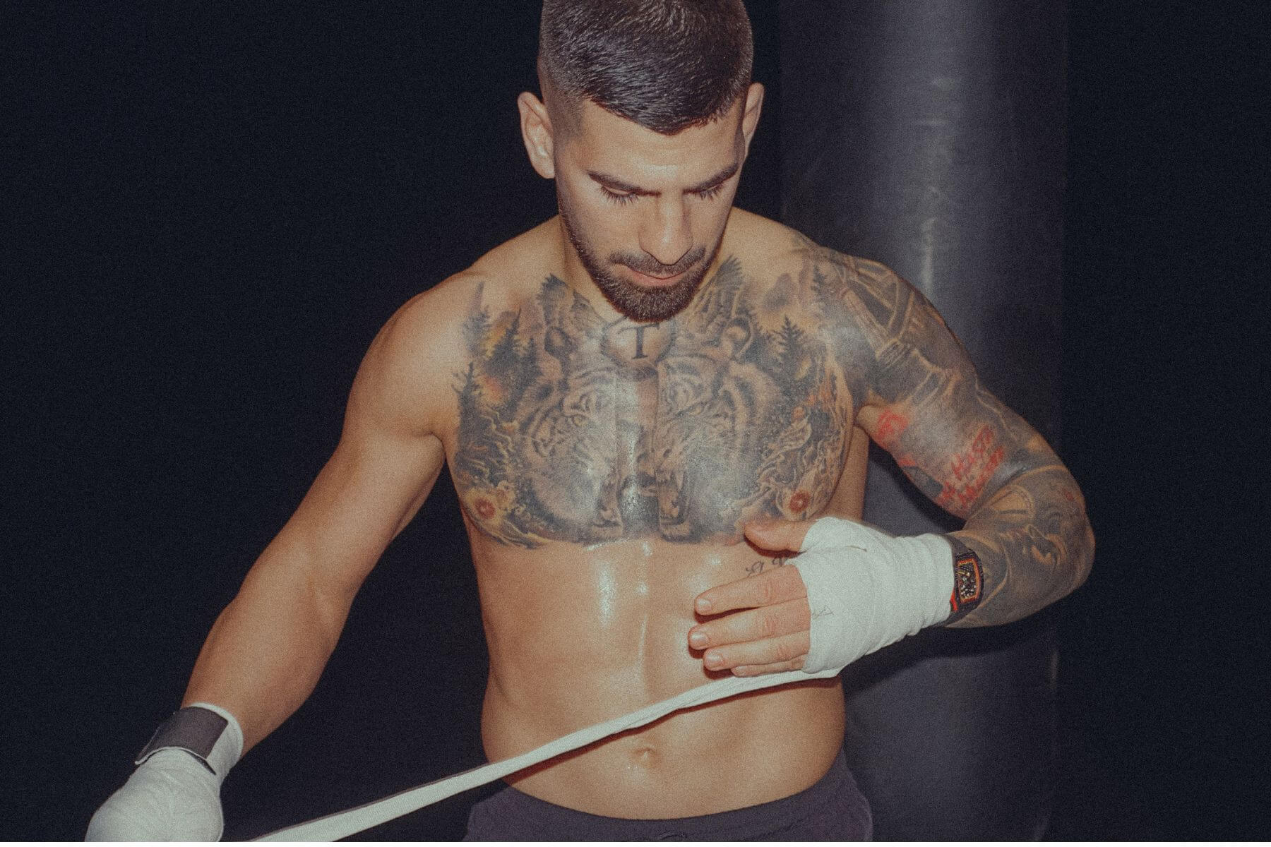 不敗雙冠王的時計哲學：Richard Mille 首位格鬥運動員夥伴 Ilia Topuria 的跨界傳奇