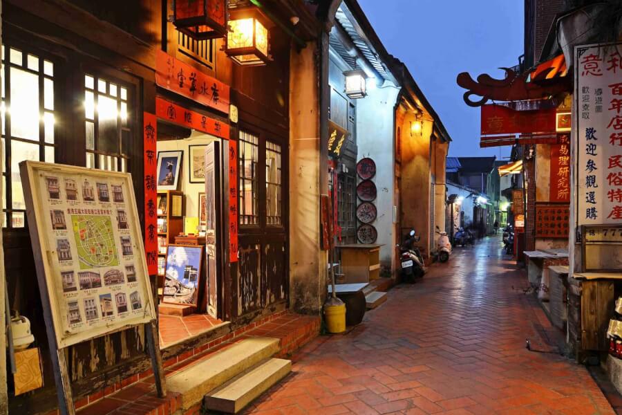 彰化觀光人次出爐！鹿港老街穩居冠軍，王功漁港、田尾公路花園最值得深度玩的隱藏攻略