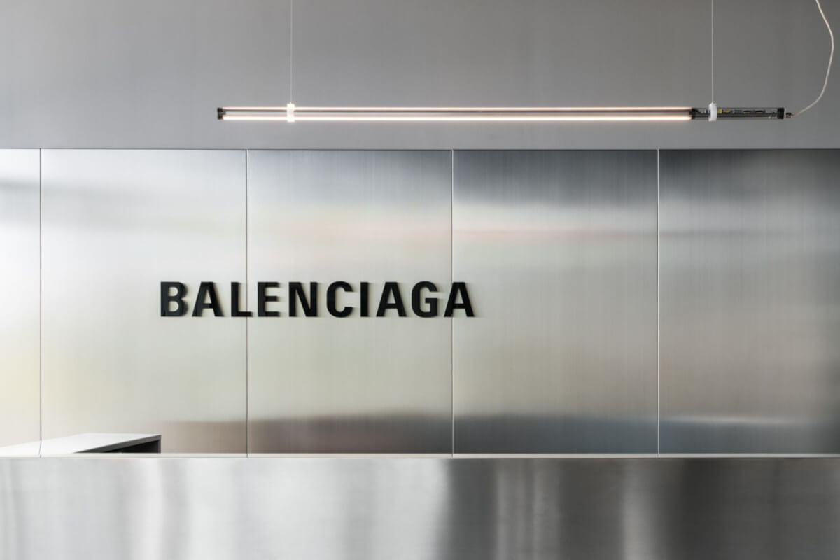 BALENCIAGA皮具工坊The Plant的誕生，當工業遺產遇見當代奢華