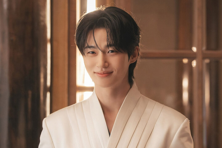 《21世紀大君夫人》男主角邊佑錫必看6部影劇作品推薦！從《背著善宰跑》爆紅到新世代男神