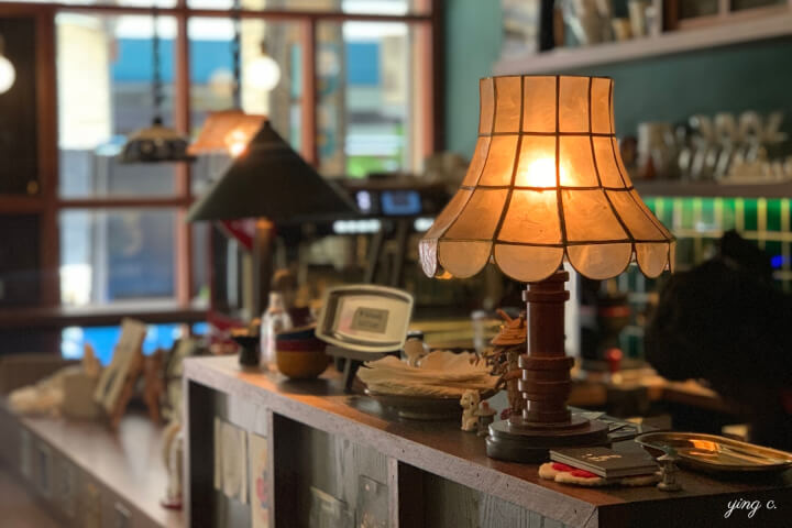 喫茶店裡的泡芙：日治台灣的摩登小確幸