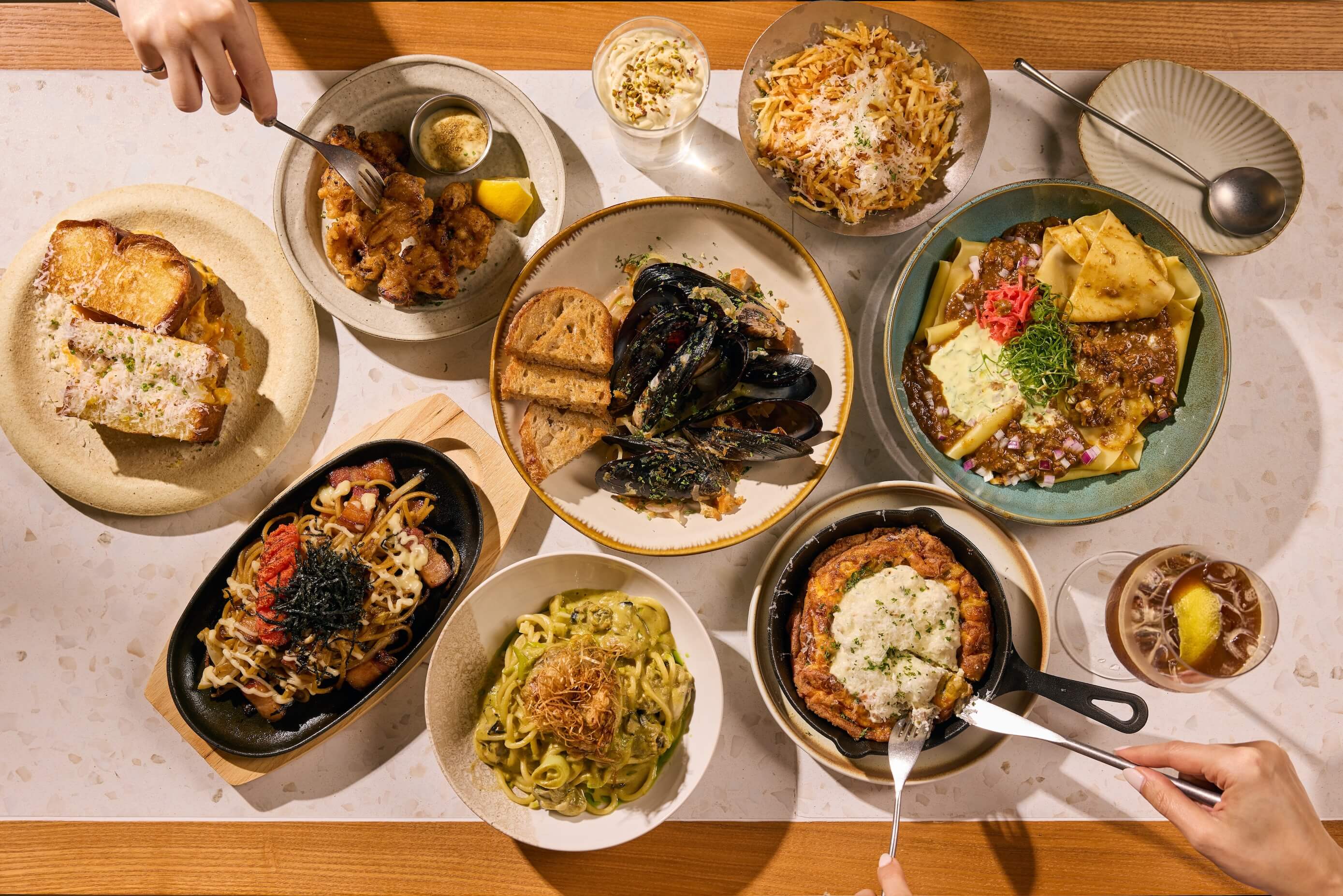 人氣咖啡館 pastaio noodle café 忠孝二店插旗台北東區：主打全日早午餐、和洋生義大利麵與極厚布蕾法式吐司
