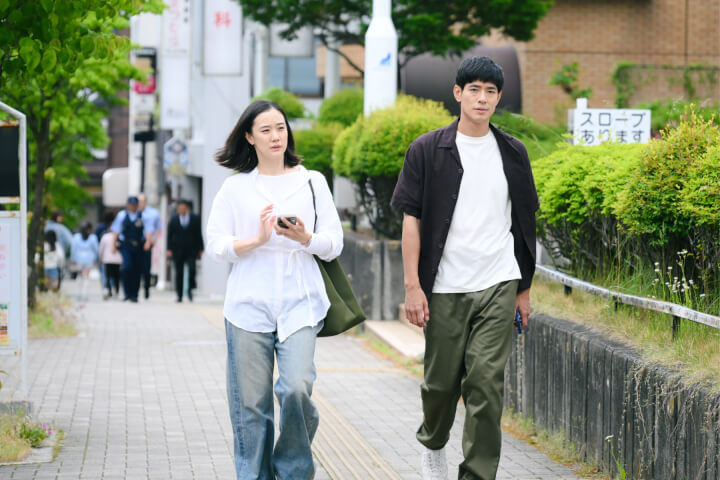 Netflix日劇《直到T恤乾了為止》為何爆紅？蒼井優、中島步以及在自助洗衣店的懸疑劇情！