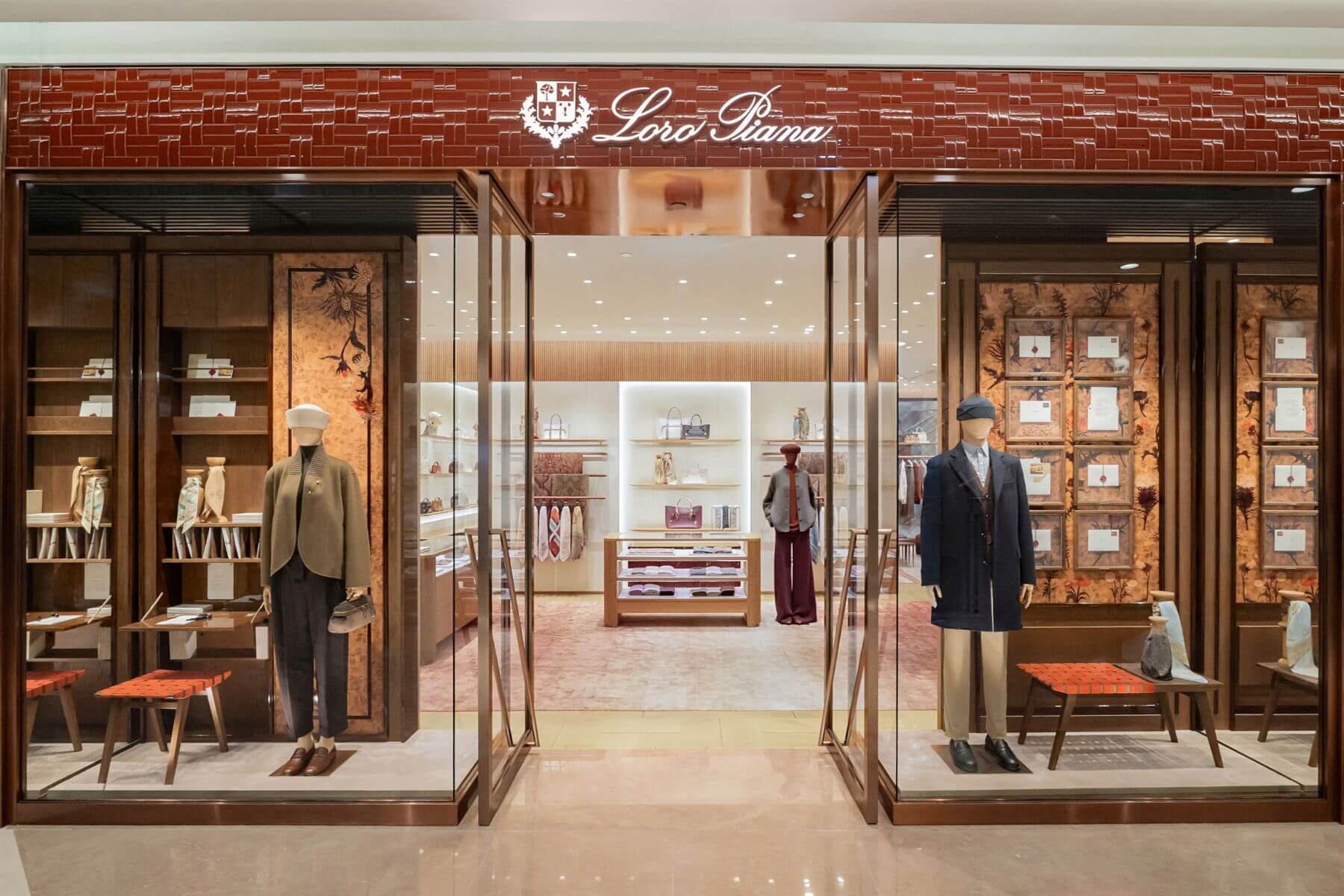 義大利手工赤陶入建築：Loro Piana 台北復興 SOGO 店開幕，以極致觸感詮釋低調奢華