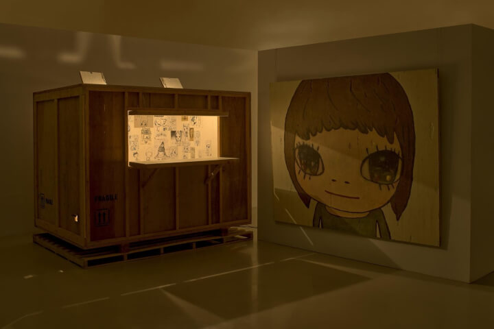 奈良美智《冰島的板條箱房間／繪畫室》首度來台！睽違15年重現，將登蘇富比拍場