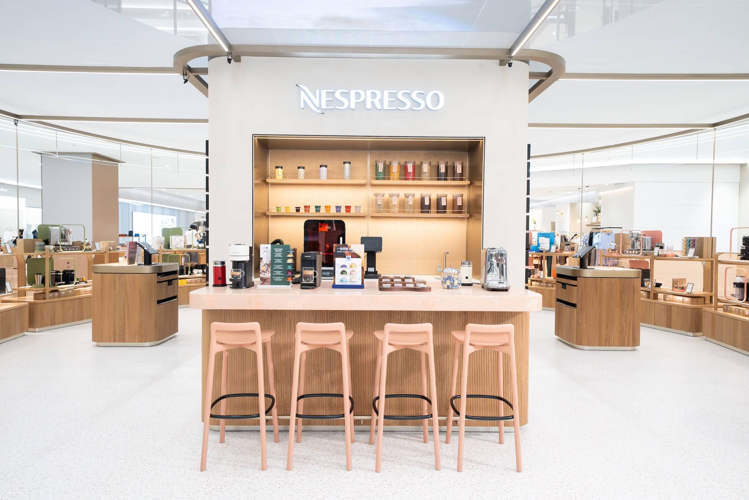 Nespresso大巨蛋啡凡概念店開幕！四大亮點包含Blue Bottle藍瓶咖啡機限定販售、專屬試飲、刻字體驗