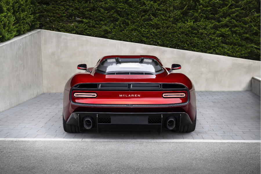 當超跑品牌不再只做雙座跑車：從全新識別看 McLaren 的下一步